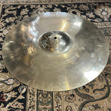Load image into Gallery viewer, Zildjian A Custom Projection Crash 18 Good Condition - Upwey Music

