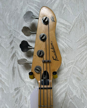 Load image into Gallery viewer, Peavey Foundation Bass Ca 1992 in Case
