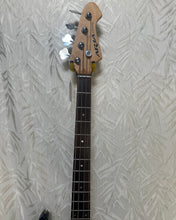Load image into Gallery viewer, Aria STB Bass Secondhand
