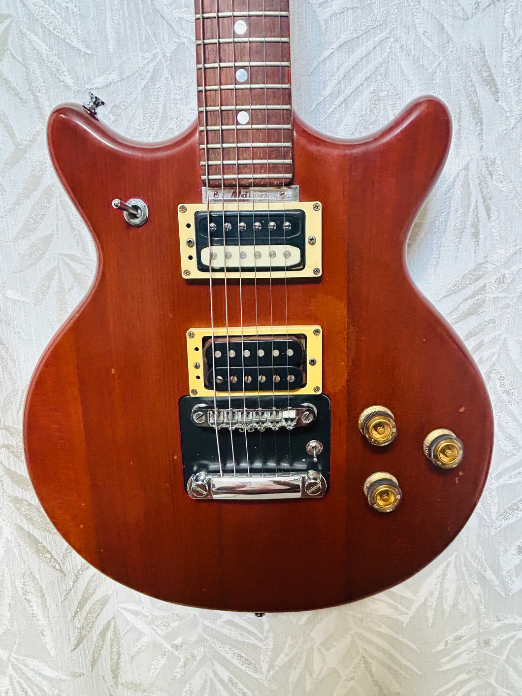 Maton Jumbuck JB6 Circa '77 in Case Vintage
