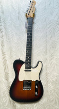 Load image into Gallery viewer, Fender Highway One Telecaster in G&amp;G Case
