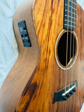 Load image into Gallery viewer, Taylor GS Mini Bass in Case Secondhand
