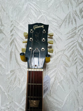 Load image into Gallery viewer, Gibson Les Paul &#39;56 Reissue Goldtop Ca 2003 in OHSC
