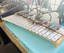 Load image into Gallery viewer, Mitello 32 Note Glockenspiel with Music stand Secondhand

