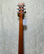 Load image into Gallery viewer, Maton Jumbuck JB6 Circa &#39;77 in Case Vintage
