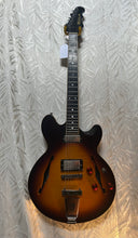 Load image into Gallery viewer, Fret King Gordon Giltrap Signature ES Style Electric Secondhand in bag
