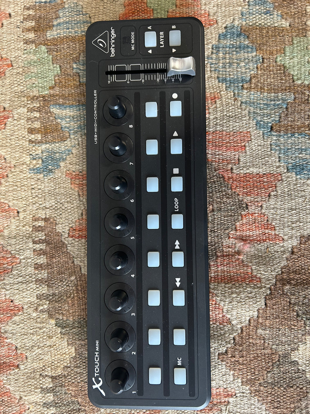 Behringer X-Touch Mini USB Control Surface.