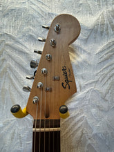 Load image into Gallery viewer, Squier Bullet Strat Sunburst Secondhand
