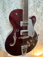 Load image into Gallery viewer, Gretsch Electromatic Hollowbody Secondhand
