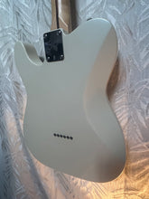 Load image into Gallery viewer, Squier Telecaster Contempary Series Second Hand
