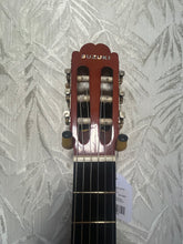 Load image into Gallery viewer, Suzuki SG-3B Classical Guitar in Bag Secondhand
