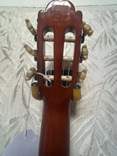 Load image into Gallery viewer, Suzuki SG-3B Classical Guitar in Bag Secondhand
