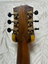 Load image into Gallery viewer, Melody No.26 Archtop Circa 1946 in Case
