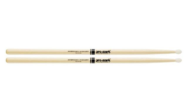 747 NYLON TIP DRUMSTICKS ROCK AMERICAN HICKORY