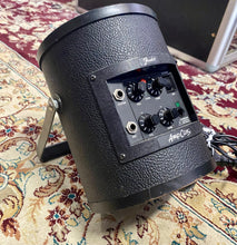 Load image into Gallery viewer, Fender Amp Can 15w Battery Amp Secondhand
