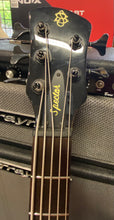 Load image into Gallery viewer, Spector 5 String Bass Made in Korea Secondhand
